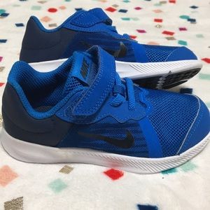 Nike- Toddler blue Velcro strap Nike shoes